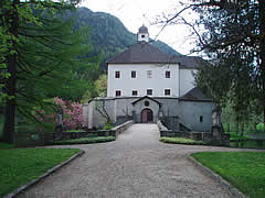 Bildergebnis für gutsbetrieb schloss dornbach